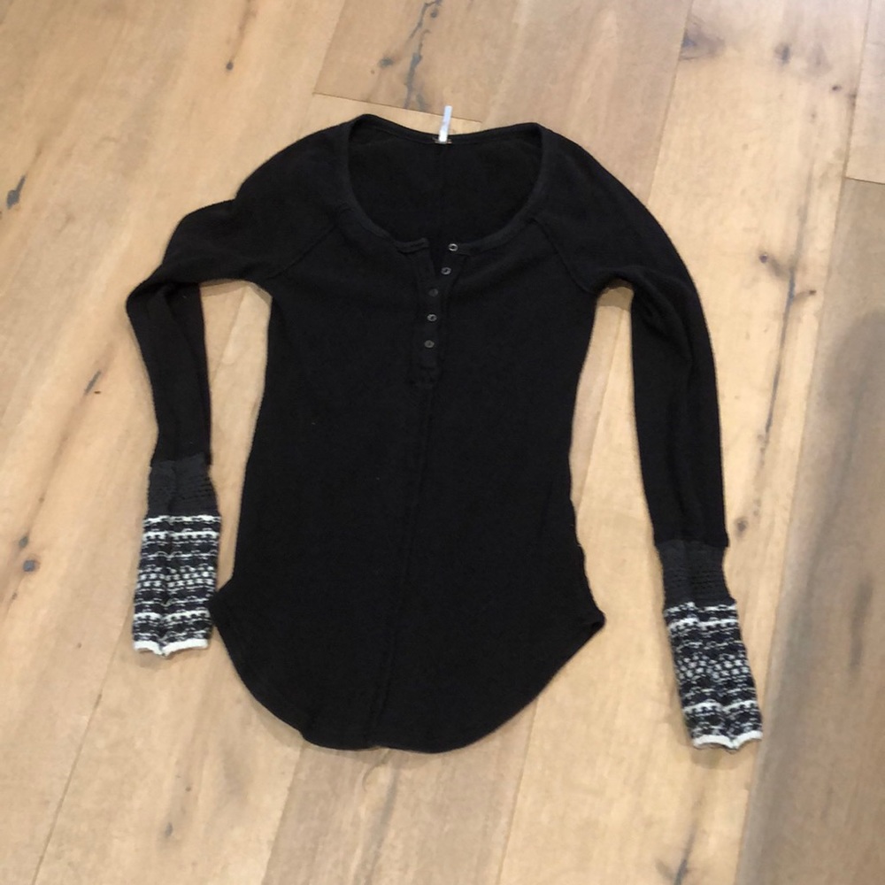 Free People long sleeved  top - small